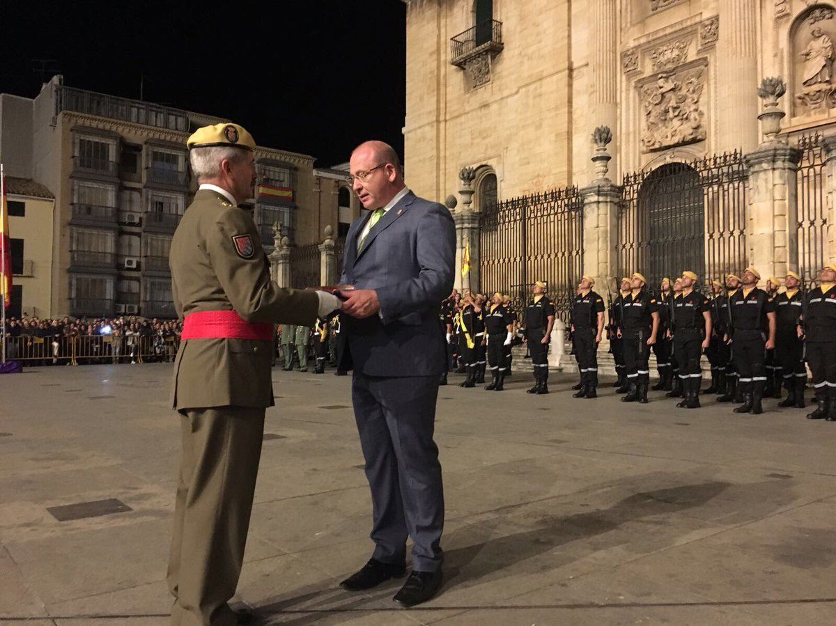 CRÓNICA DEL DÍA: Linchamiento en toda regla para Fernández de Moya