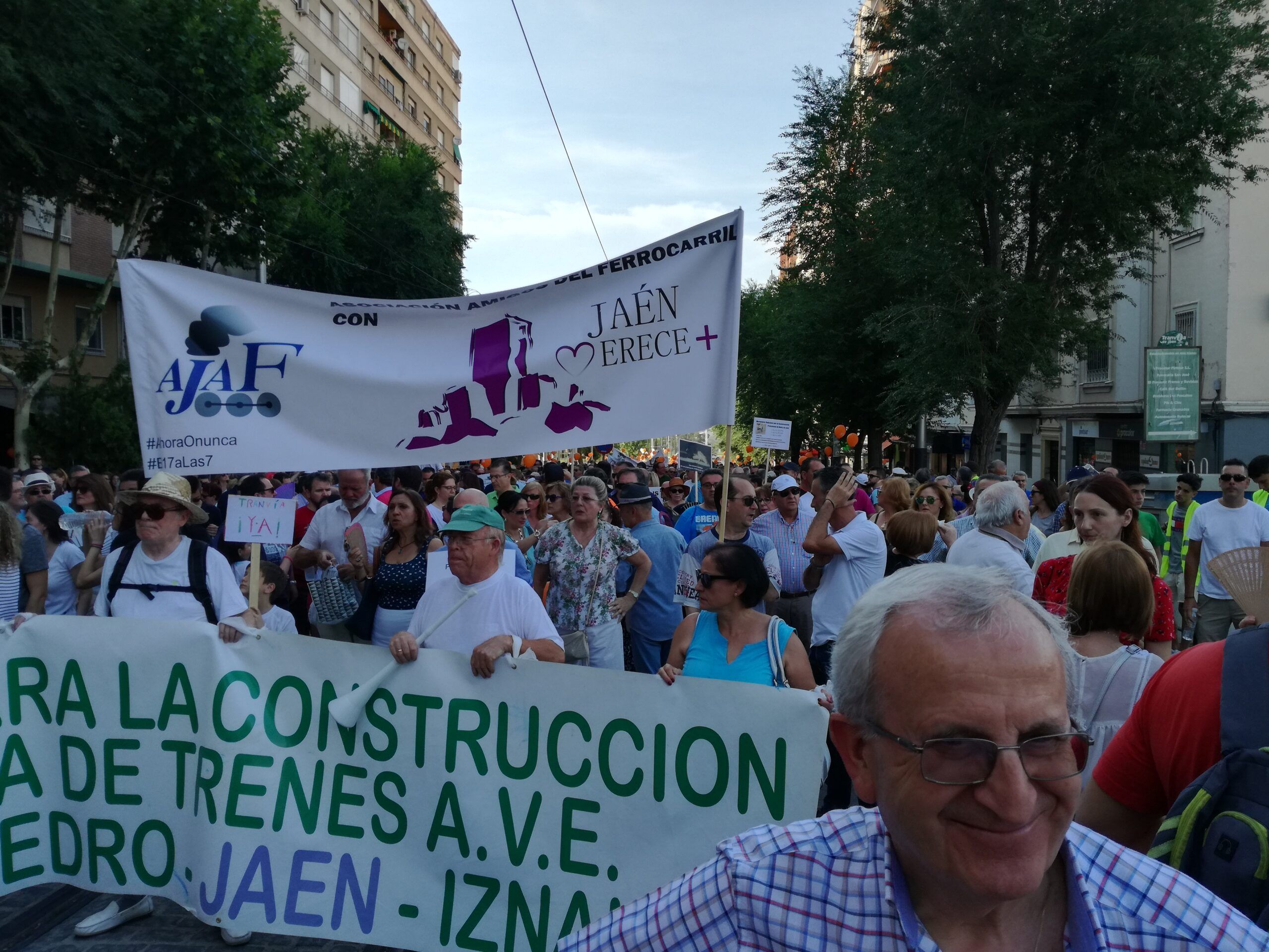 «Jaén Merece Más» se plantea una nueva manifestación por la exclusión de la capital de la ITI