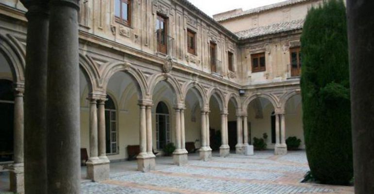 CRÓNICA DEL DÍA: ¿PRESENCIA DE LA UNIVERSIDAD DE JAÉN EN EL CASCO HISTÓRICO? A PROPÓSITO DE UN DEBATE