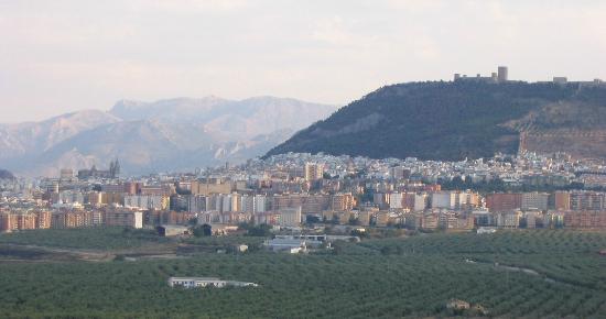 CRÓNICA DEL DÍA: EL AÑO QUE SE FUE: EL CAMINAR DE JAÉN ES LENTO Y URGE YA UN REVULSIVO