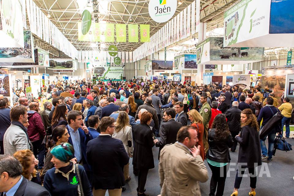 CRÓNICA DEL DÍA: FERIA DE LOS PUEBLOS Y DÍA DE LA PROVINCIA, LA INYECCIÓN DE ORGULLO Y AUTOESTIMA QUE JAÉN NECESITA