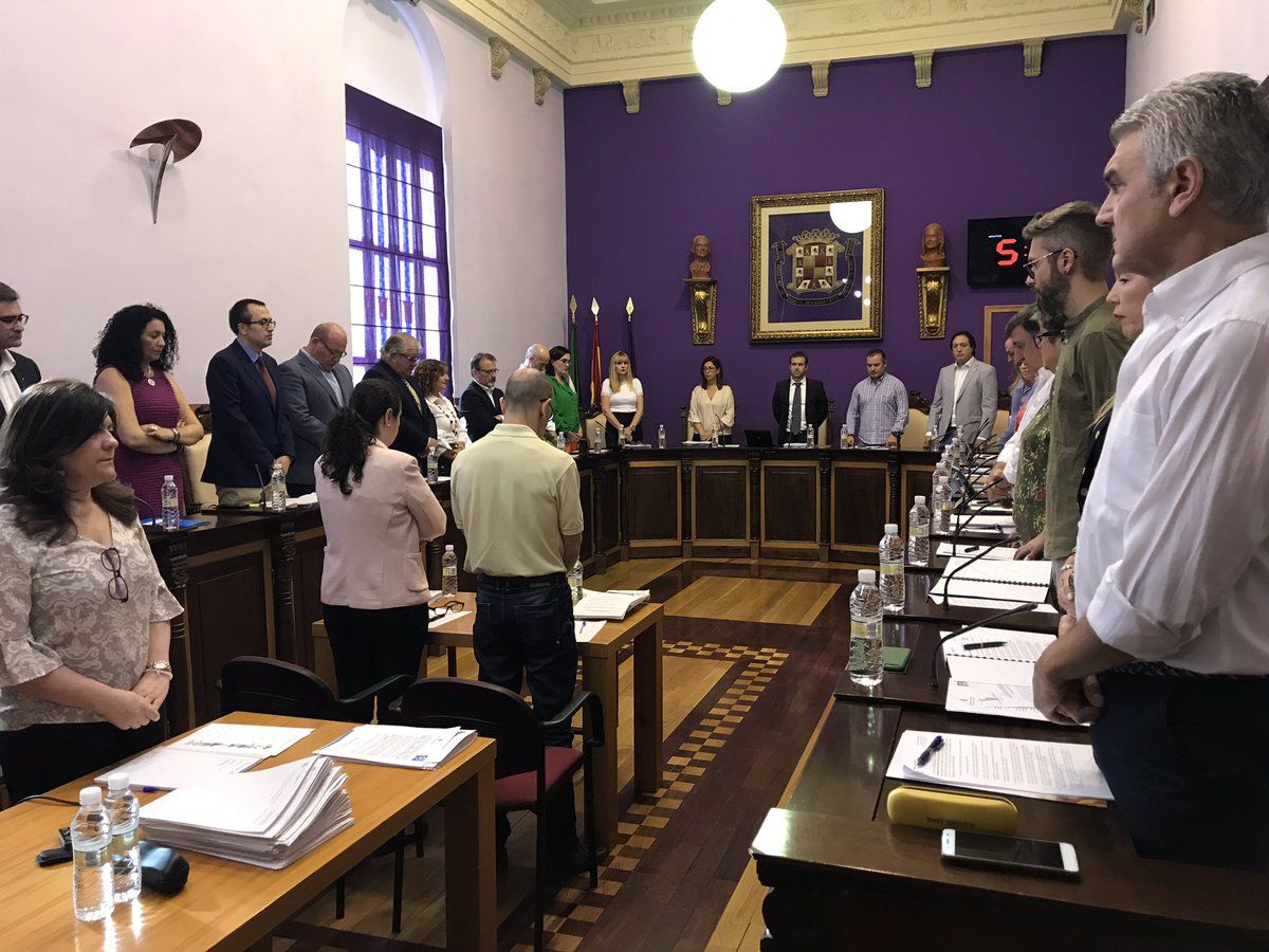 CRÓNICA DEL DÍA: EL NUEVO GOBIERNO LOCAL SE ENFRENTA YA AL PLAN DE AJUSTE