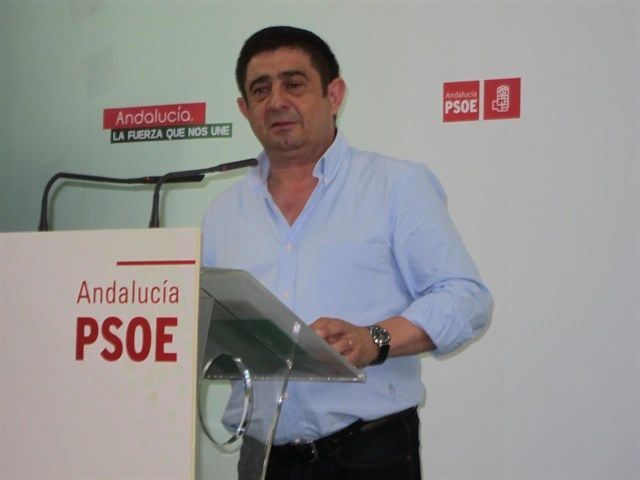 Reyes, claro: «El PSOE tiene que estar en la oposición»