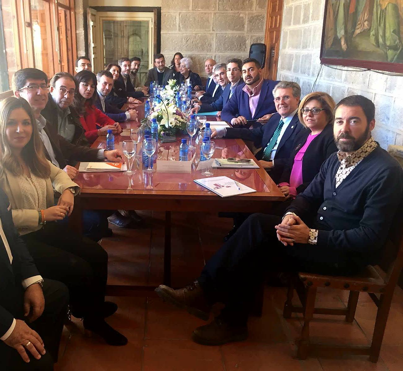 CRÓNICA DEL DÍA: TRES AÑOS DE LA CÉLEBRE FOTO DE LA CATEDRAL…Y LOS POLÍTICOS NO HAN CUMPLIDO