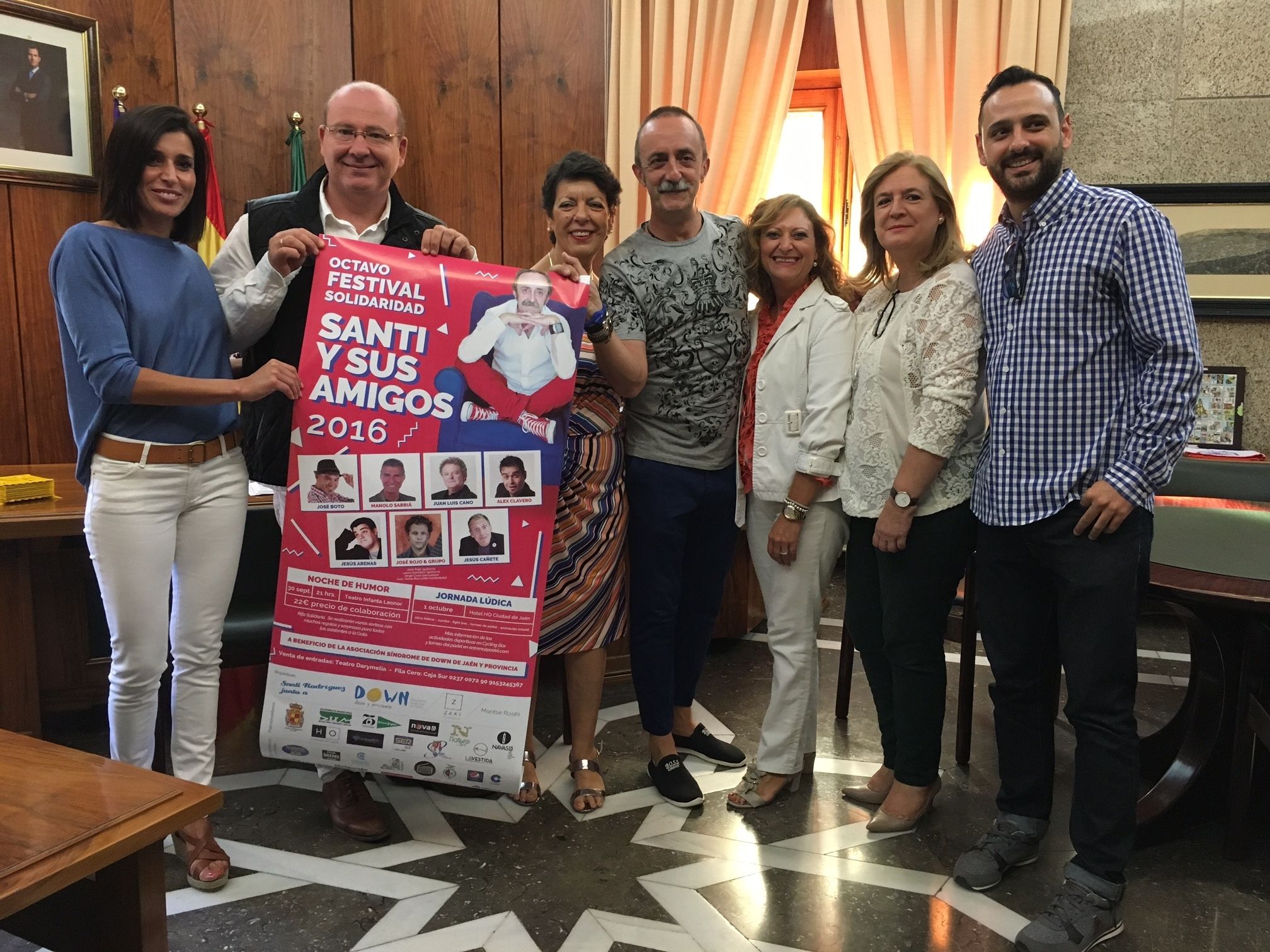 Festival «Santi y sus amigos».-Se ha presentado en el Ayuntamiento el Festival «Santi y sus amigos», en su VIII edición, a beneficio del Síndrome de Down. Se celebrará el 30 de septiembre en el Teatro Infanta Leonor.