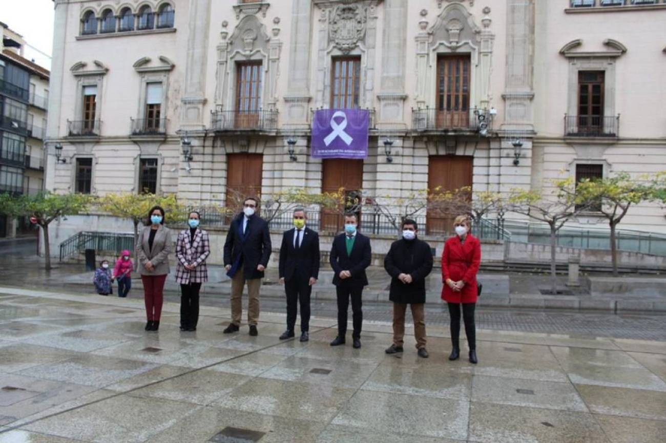 CRÓNICA DEL DÍA: BOFETADA A JAÉN DEL GOBIERNO DE PEDRO SÁNCHEZ, ADIÓS A LA BASE DEL EJÉRCITO