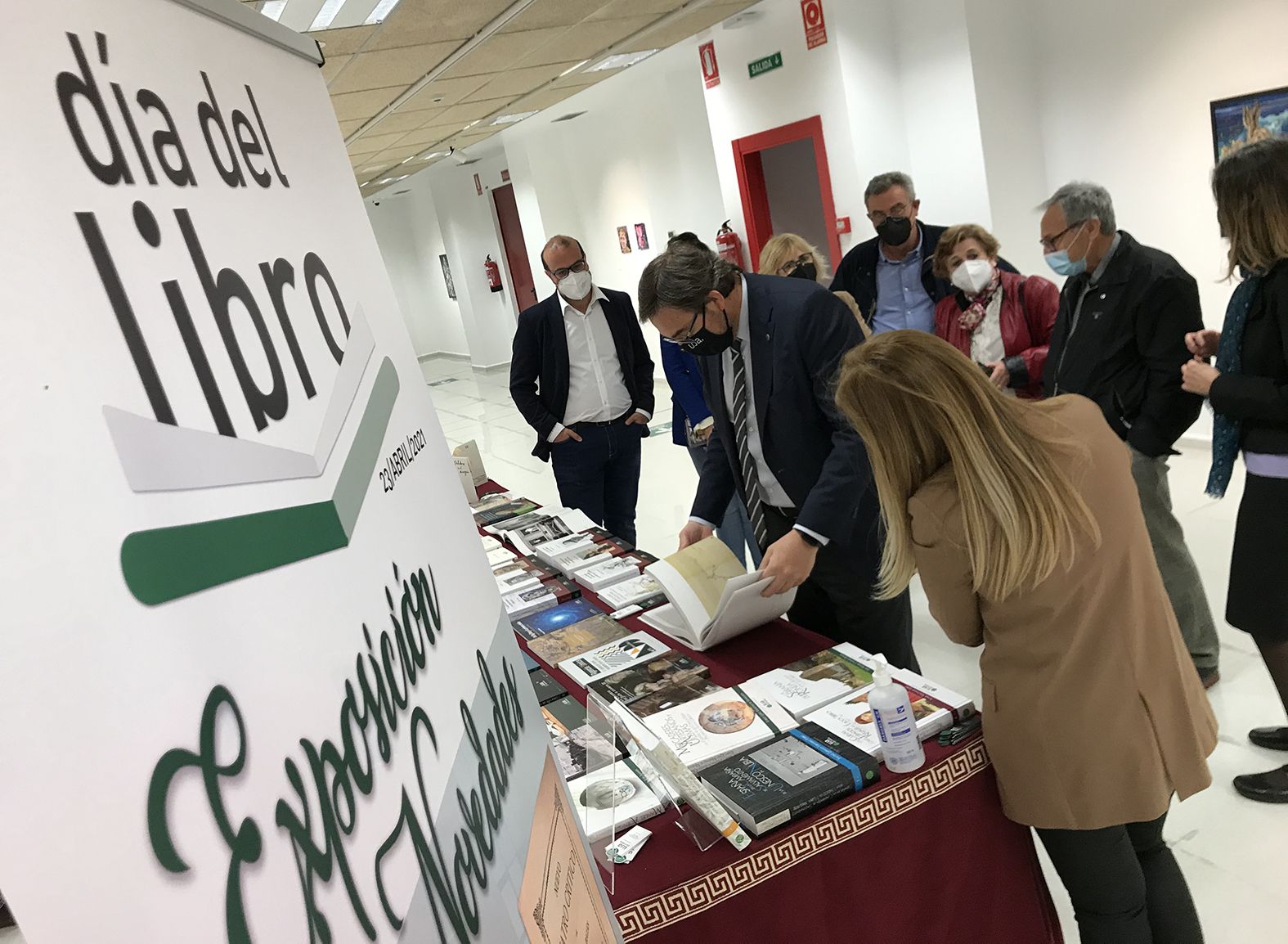 LA UJA CELEBRA EL DÍA DEL LIBRO PRESENTANDO MEDIO CENTENAR DE NOVEDADES DE LA EDITORIAL UJA