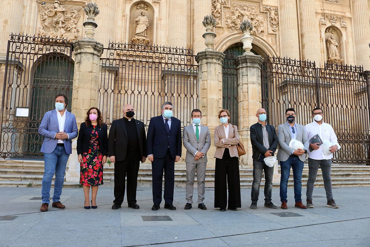 CRÓNICA DEL DÍA: LA HISTORIA RECIENTE DE JAÉN VISTA DESDE EL ’PHOTOCALL’ DE LA CATEDRAL