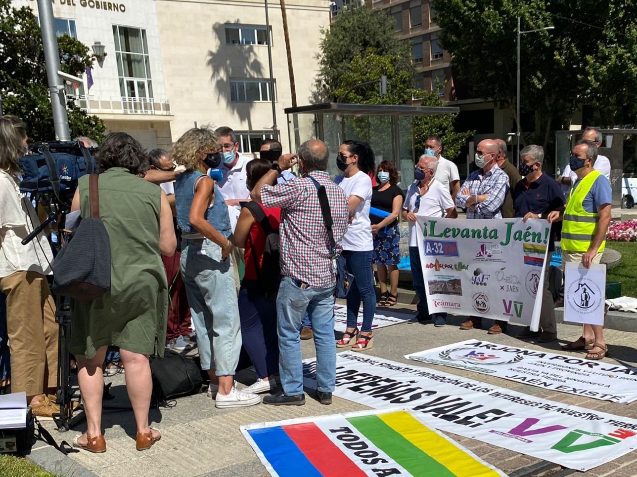 NACE LA COORDINADORA «LEVANTA JAÉN», CON EL RESPALDO DE 13 PLATAFORMAS CIUDADANAS, Y DENUNCIAN LA GESTIÓN DE LA ITI