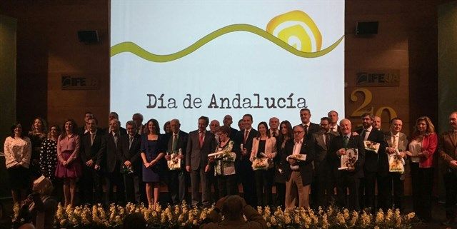 “Viva Andalucía”, por supuesto, pero exigiendo la deuda de la autonomía a Jaén