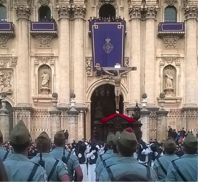 SEMANA SANTA: HOY, MIÉRCOLES SANTO, HACEN ESTACIÓN DE PENITENCIA EL CAUTIVO, EL PERDÓN Y LA BUENA MUERTE