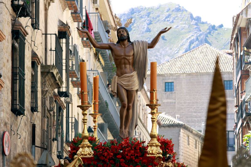 SEMANA SANTA DE JAÉN: El Resucitado pone fin a los desfiles procesionales