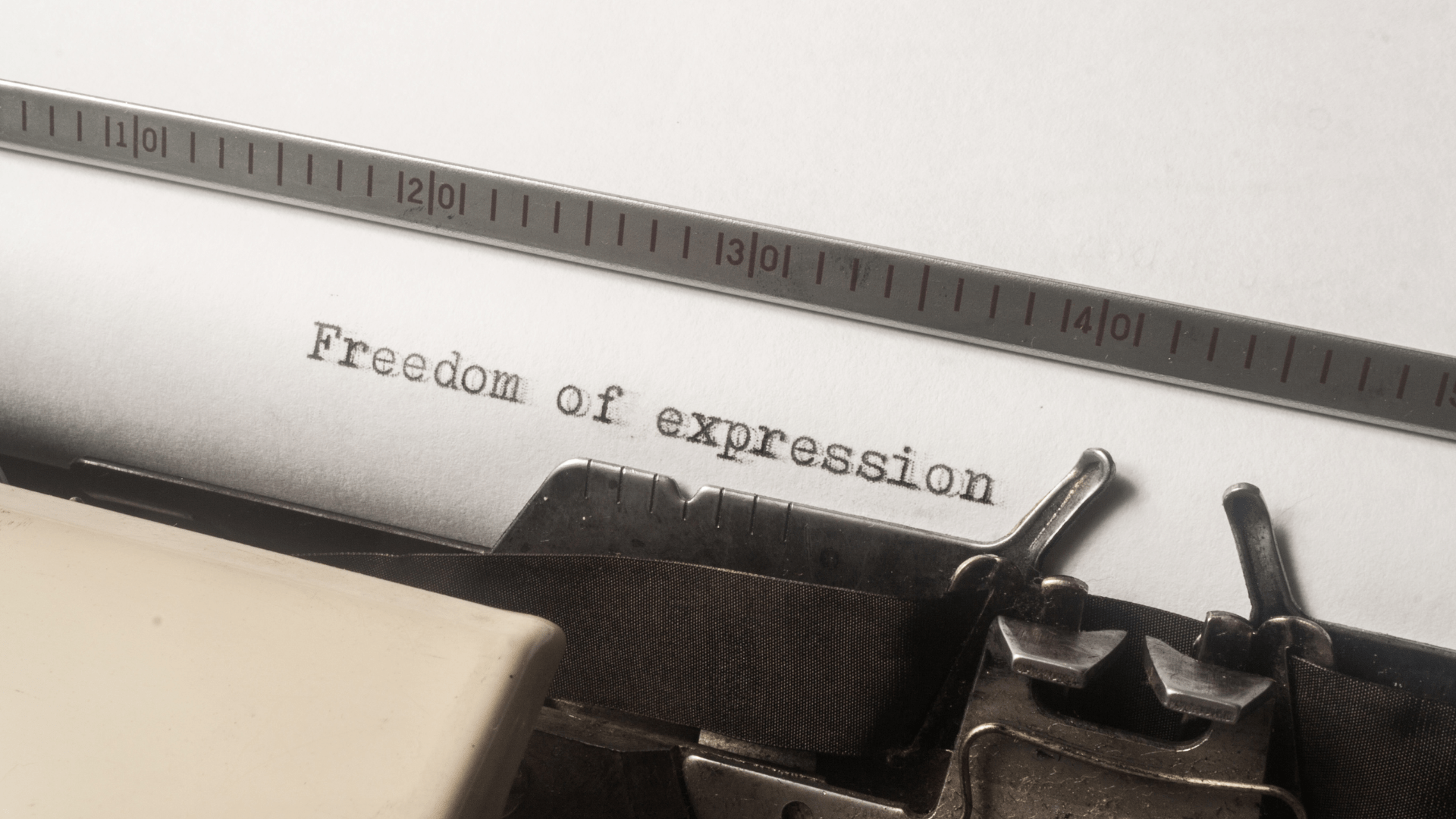 «La mayor amenaza para la libertad es la ausencia de crítica»