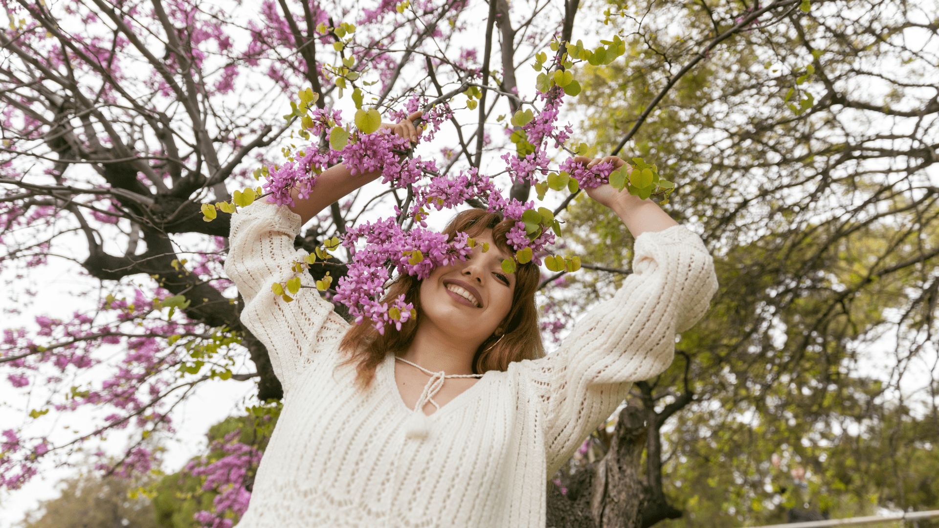 “Vivimos solo para entrever la belleza, y todo lo demás es larga espera”