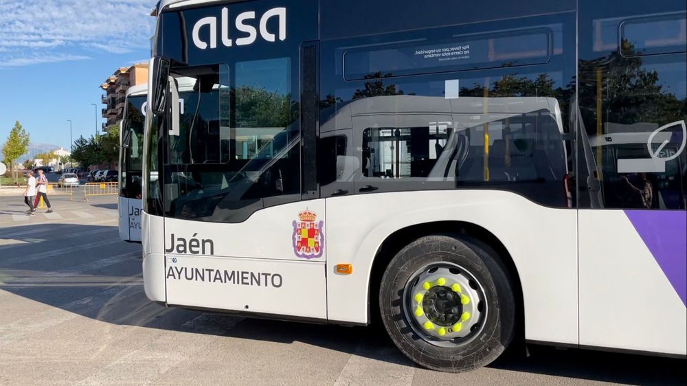 Cuidemos el casco antiguo, que no escarmentamos…y a propósito del bus urbano