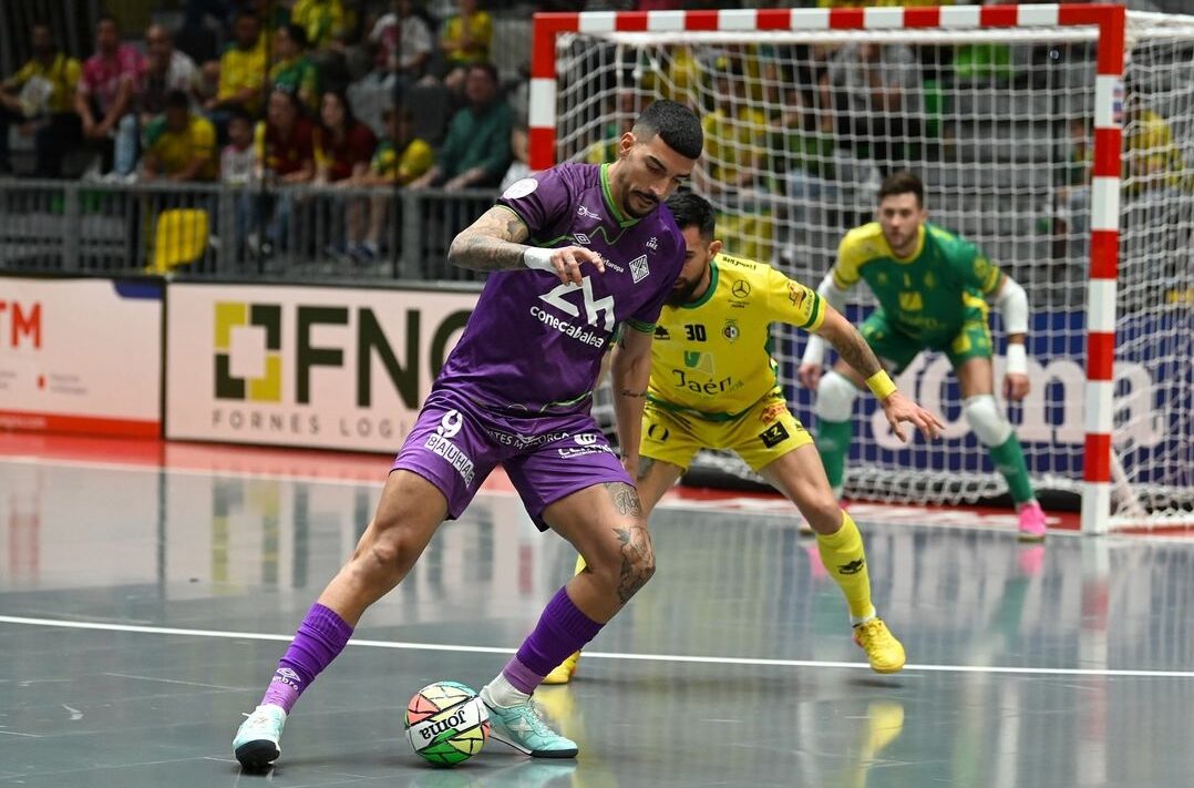 Jaén Paraíso Interior toma ventaja en la eliminatoria ante Palma Futsal (3-2)