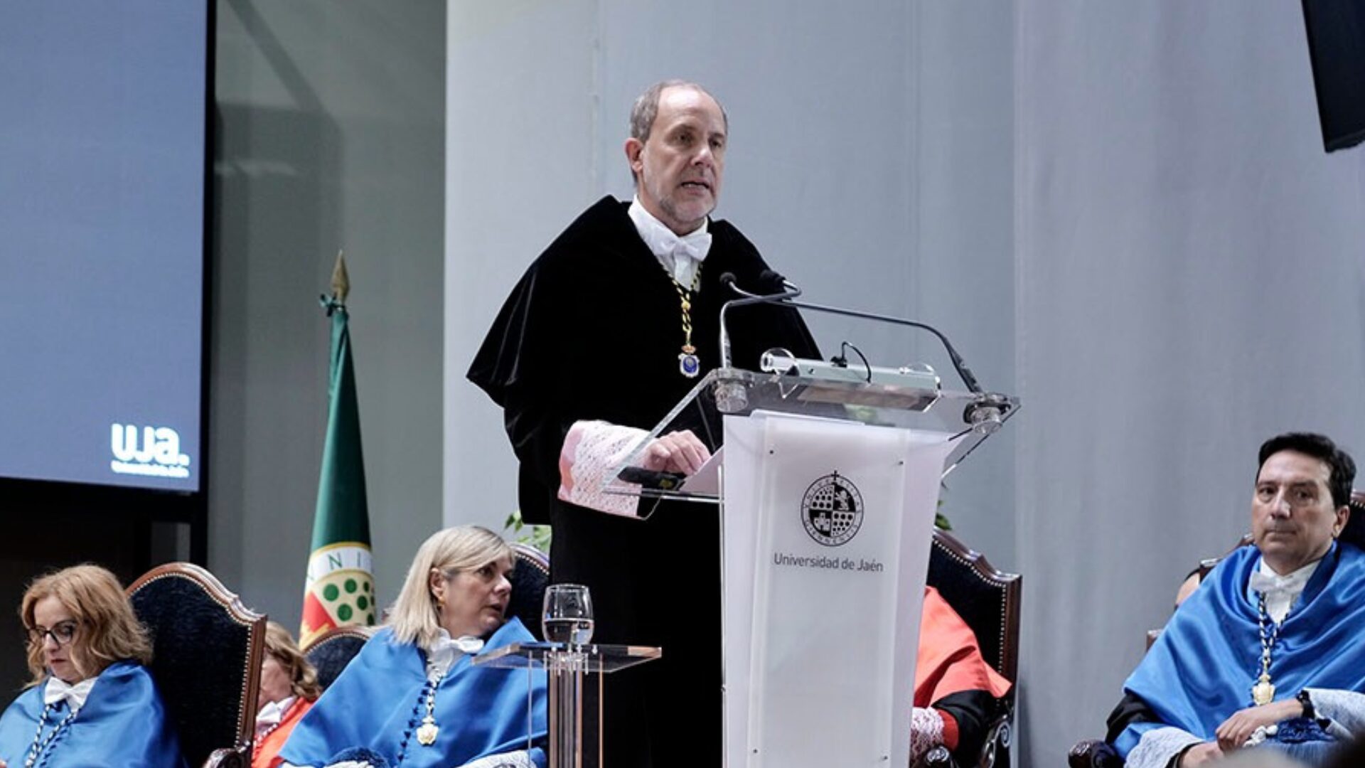 El rector, leal con quien lo merece, la Universidad y Jaén