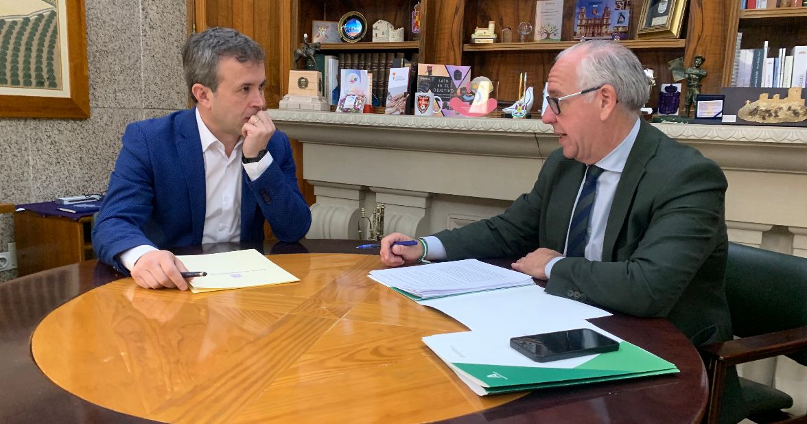 Hartos de una política de enfrentamiento que impide que Jaén avance…y la vergüenza del tranvía