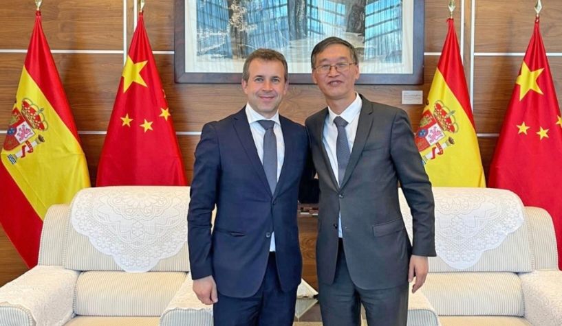 Alianzas: con China y con quien sea…y los 25 años de Geolit