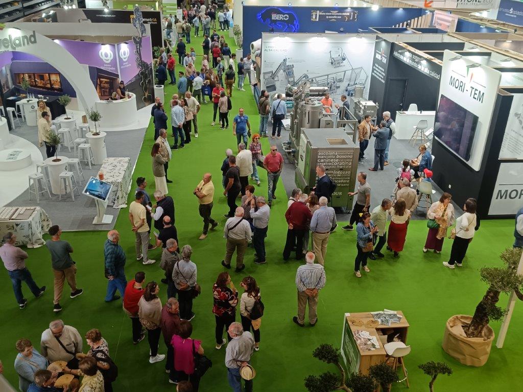 Se agotan las adjetivos al cierre de la Expoliva, pero el reto es la excelencia