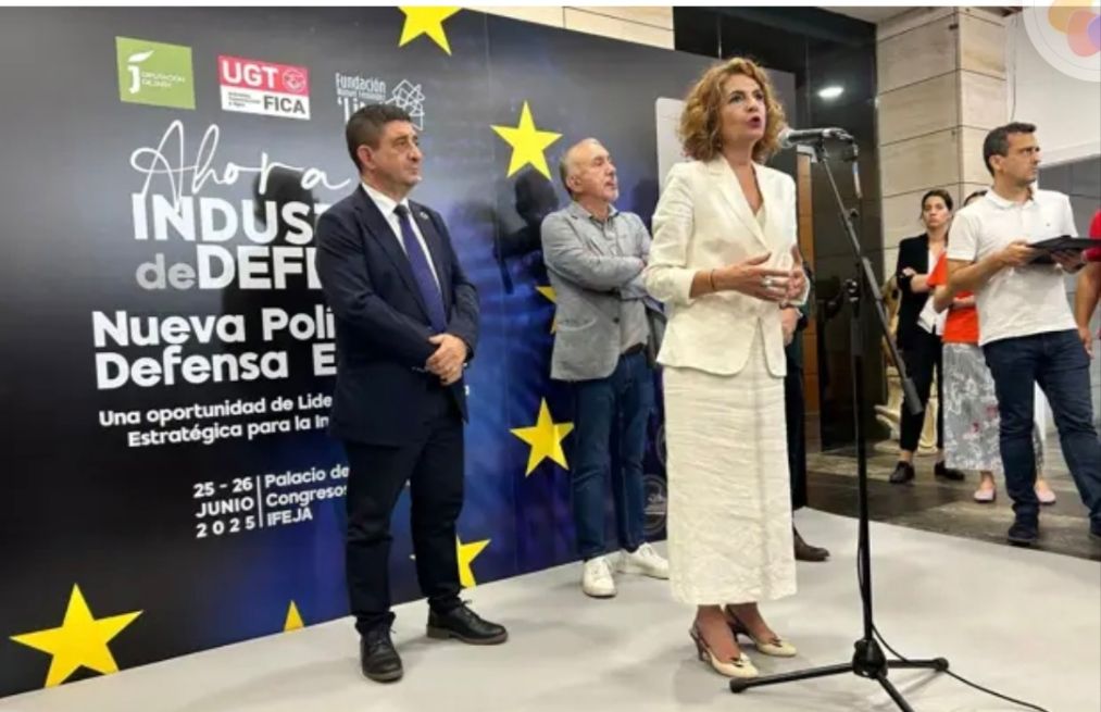 Jaén presume de la industria de defensa, Montero se confiesa…y el tranvía que ni está ni se le espera