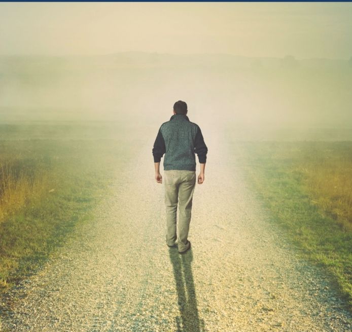 “El mundo entero se aparta cuando ve pasar a un hombre que sabe adónde va”