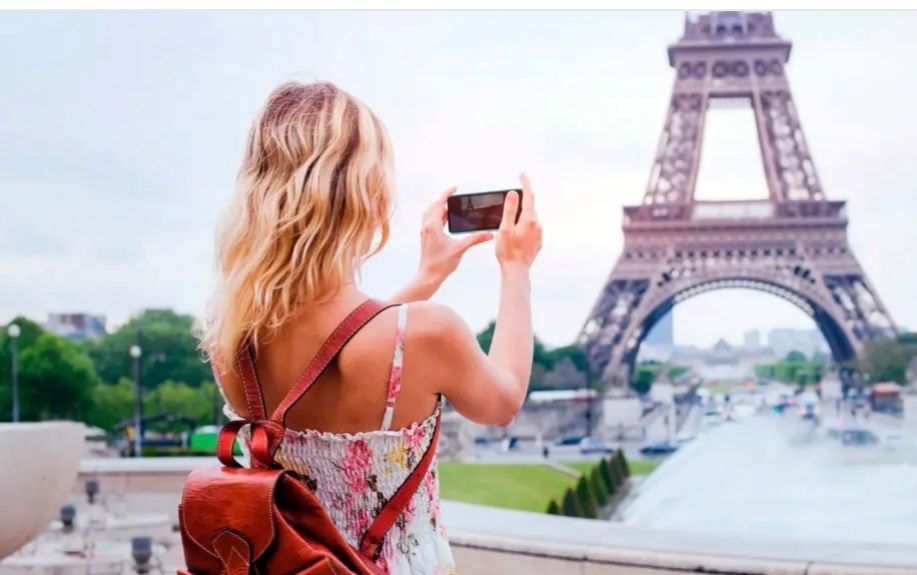 “El viajar es malo para el prejuicio, la intolerancia y la estrechez de mente”