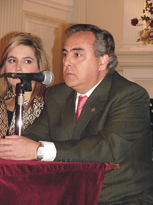 A la forma de Paredes: Carrillo, el viejo