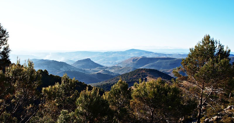 «Camina, corre, vuela», lema de la nueva marca turística del Parque de Sierra Mágina