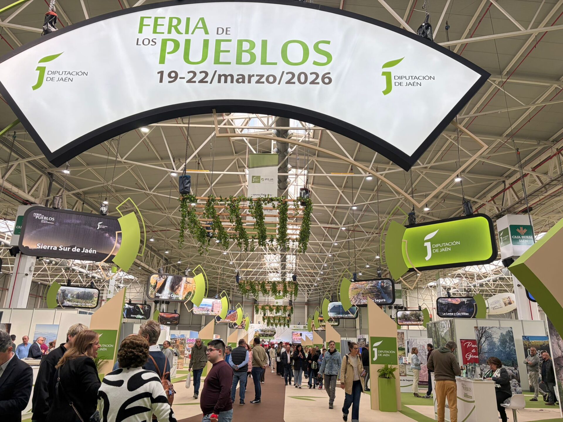 La Junta nos envía con retraso a los Reyes Magos; cuando los políticos son el problema; hay que decidir: con la UJA o contra Jaén; 1200 aniversario: broche de oro…y orgulloso de ser de Jaén