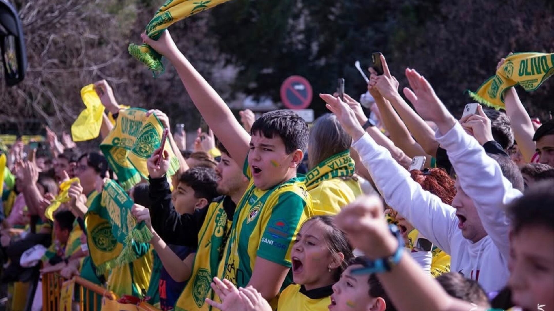 Nos hacen de menos, Jaén siempre puede esperar; en mayo, a votar…y presumimos de pueblos ¡y de la marea amarilla!