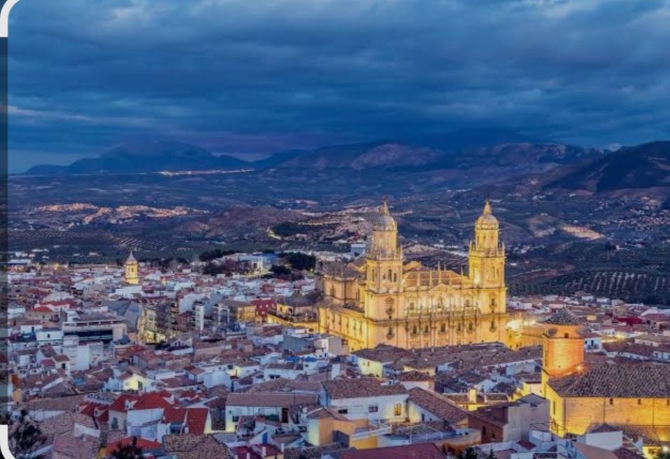 ¿Quién asume responsabilidades de la presión tributaria?, farolillo rojo en inversión pública…y los políticos deberían hacer el trayecto a Madrid en bus-tren