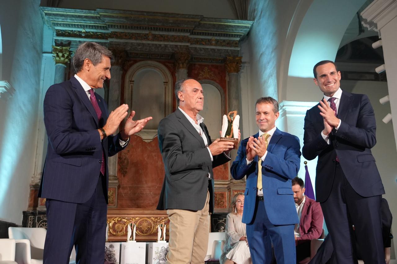 La Carrera Urbana Internacional Noche de San Antón fusiona deporte con cultura, turismo y tradición